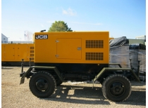 Дизельный генератор JCB G140QS на прицепе